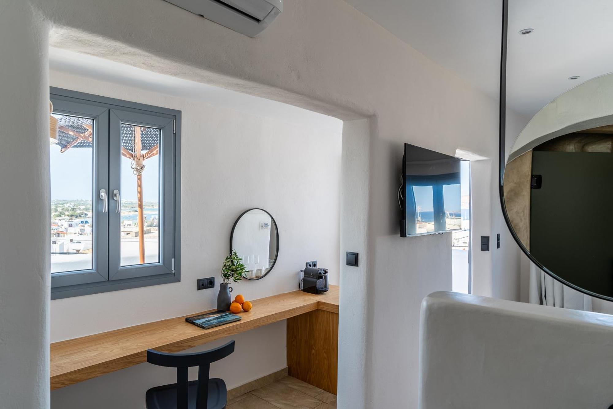 Enalios Sunset Suites Naxos City Ngoại thất bức ảnh